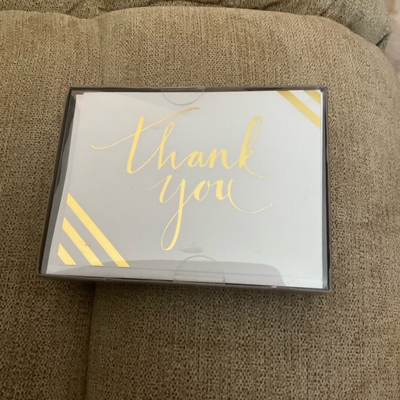 🌸3 for $18🌸 Thank You Cards, classic, gold lettering, American Greetings 10 ct - Picture 2 of 6